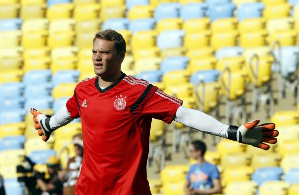 鲜明对比的 鲜明对比的